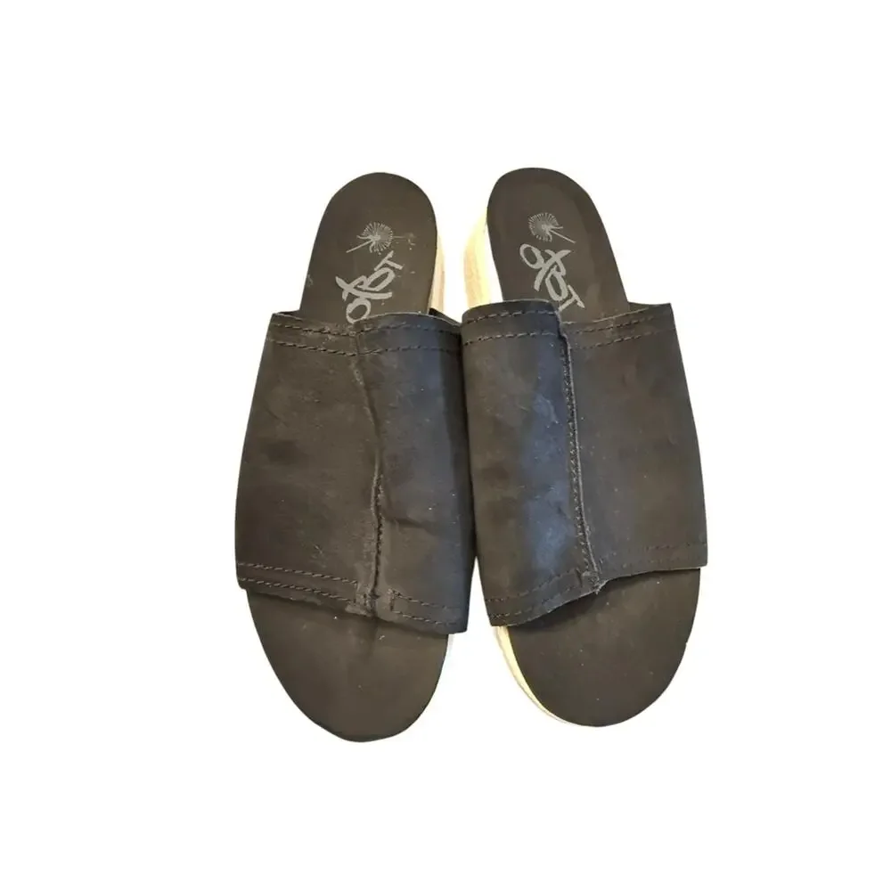 OTBT Wayside Black Suede Slide Sandals with Suede Upper Womens Size 11